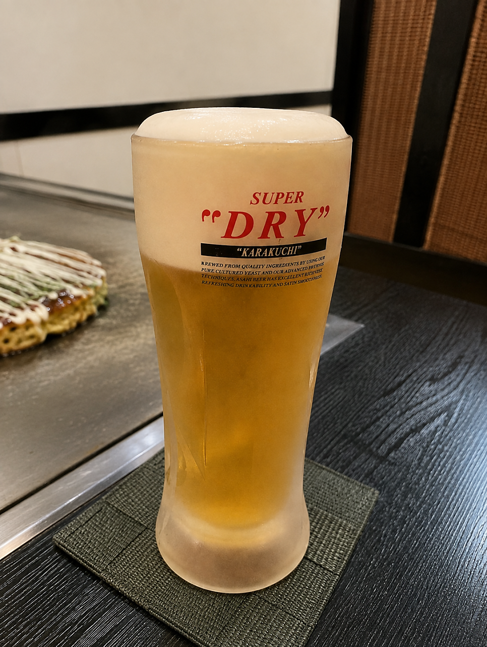 마메다에서 즐길 수 있는 철판요리와 음료